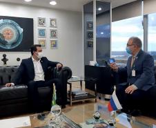 O governador Carlos Massa Ratinho Junior e o secretário de Saúde Beto Preto se reuniram com o ministro da Saúde, Marcelo Queiroga, nesta terça-feira (6) em Brasília. 