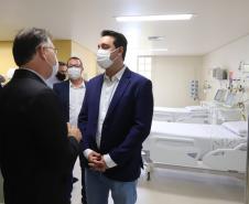 O governador Carlos Massa Ratinho Junior visita nesta quarta-feira (14) o Hospital Regional São Sebastião, na Lapa. A Secretaria de Estado da Saúde disponibiliza seis leitos de UTI no hospital. A unidade já conta com 40 leitos de enfermaria na estratégia de combate à Covid-19.