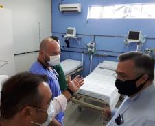 Secretário vistoria hospital em Tibagi