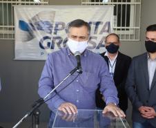 O Governo do Estado inaugurou uma nova Unidade Básica de Saúde (UBS) no município de Ponta Grossa nesta terça-feira (11). A obra possui um investimento de R$ 750 mil de repasse estadual. O secretário de Estado da Saúde, Beto Preto, esteve presente na inauguração e falou sobre a importância desta obra para a população. - Ponta Grossa, 11/05/2021