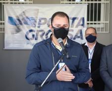 O Governo do Estado inaugurou uma nova Unidade Básica de Saúde (UBS) no município de Ponta Grossa nesta terça-feira (11). A obra possui um investimento de R$ 750 mil de repasse estadual. O secretário de Estado da Saúde, Beto Preto, esteve presente na inauguração e falou sobre a importância desta obra para a população. - Ponta Grossa, 11/05/2021