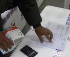 Paraná recebe novo lote com 244,8 mil vacinas contra a Covid-19