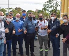 Trabalhadores portuários começam a ser vacinados contra a Covid-19 no Paraná