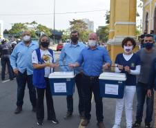 Trabalhadores portuários começam a ser vacinados contra a Covid-19 no Paraná
