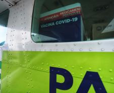 Paraná distribui 37.440 doses de vacina contra Covid-19 da Pfizer para 21 municípios