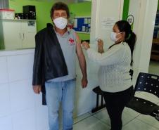 Municípios aderem campanha de domingo a domingo e população é vacinada contra a Covid-19 neste sábado