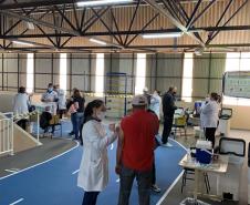 Municípios aderem campanha de domingo a domingo e população é vacinada contra a Covid-19 neste sábado
