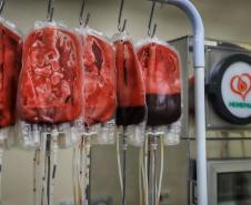 Com estoque 40% abaixo do ideal, Hemepar faz apelo à população para doar sangue.