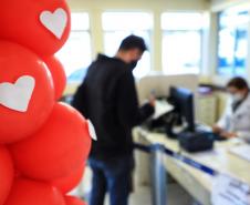 Com estoque 40% abaixo do ideal, Hemepar faz apelo à população para doar sangue.