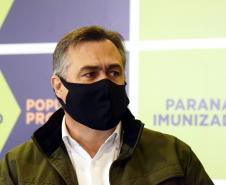 Paraná recebe 234 mil vacinas contra a Covid-19; doses da Pfizer vão para os 399 municípios