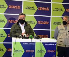 Paraná recebe 234 mil vacinas contra a Covid-19; doses da Pfizer vão para os 399 municípios