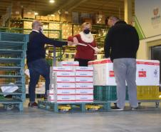 Governo do Estado entrega seringas e mais doses de vacina contra a Covid-19 para Curitiba em menos de oito horas