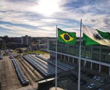 Governador entrega 1.211 automóveis aos 399 municípios para reforçar Saúde da Família