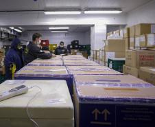 Paraná recebe 173,1 mil doses contra a Covid-19, todas para população em geral