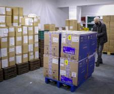 Paraná recebe 173,1 mil doses contra a Covid-19, todas para população em geral
