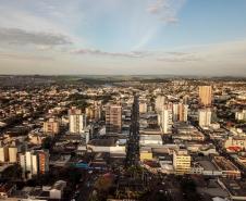 Taxa de transmissão chega ao menor índice do ano; ocupação das UTIs diminui para 81%