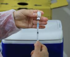 No Paraná, 2,1 milhões de pessoas entre 18 e 59 anos já foram vacinadas contra a Covid-19