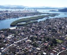 No aniversário de 373 anos de Paranaguá, Governo entrega veículos para atender a saúde