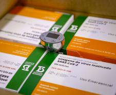 Mais 329.380 doses de vacinas contra a Covid-19 já estão no Paraná