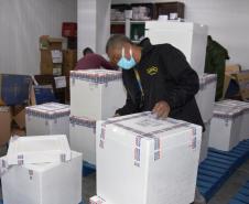 Mais 279,2 mil vacinas contra a Covid-19 chegam ao Paraná