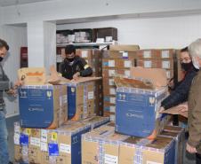 Paraná recebe mais 191,4 mil vacinas contra a Covid-19; distribuição começa no sábado