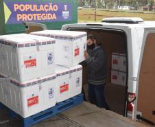 Mais 240,9 mil vacinas contra a Covid-19 chegam ao Paraná