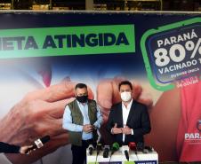 Paraná alcança 80,6% da população adulta vacinada com duas semanas de antecedência