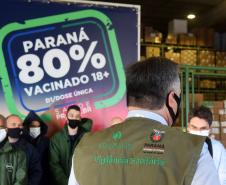 Paraná alcança 80,6% da população adulta vacinada com duas semanas de antecedência