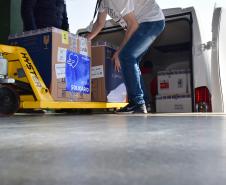 325.660 doses chegam ao Paraná e permitem avançar na imunização do público com mais de 18 anos