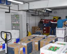 Chegam ao Paraná 107.640 doses de imunizante da Pfizer contra Covid-19 