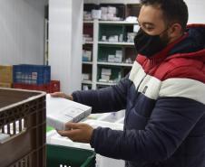 Chegam ao Paraná 107.640 doses de imunizante da Pfizer contra Covid-19 