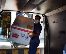  Paraná distribui nesta segunda-feira 223.268 doses de vacinas contra a Covid-19