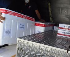  Paraná distribui nesta segunda-feira 223.268 doses de vacinas contra a Covid-19