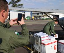  Paraná distribui nesta segunda-feira 223.268 doses de vacinas contra a Covid-19