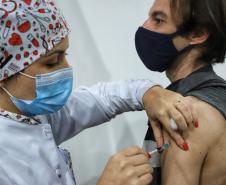 Paraná ultrapassa marca de 10 milhões de doses aplicadas contra a Covid-19