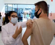 Paraná ultrapassa marca de 10 milhões de doses aplicadas contra a Covid-19