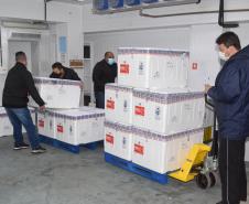 Mais 182 mil vacinas contra a Covid-19 chegam ao Paraná