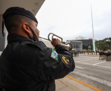 Governo do Estado homenageia profissionais da saúde em cerimônia da Semana da Pátria