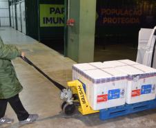 Novas 87 mil doses de vacinas contra a Covid-19 chegam ao Paraná