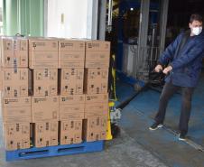 Mais 187 mil doses chegaram ao Paraná neste sábado