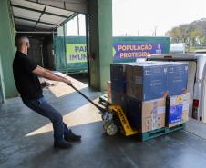 Mais 156 mil vacinas chegam ao Estado nesta quarta-feira (8)