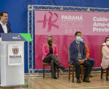 Campanha Paraná Rosa une Estado e municípios para reforçar prevenção ao câncer de mama e colo de útero