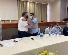 Secretário visita hospital e assina contrato de R$ 15,3 milhões para prestação de serviços em Assis Chateaubriand