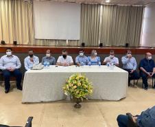 Secretário visita hospital e assina contrato de R$ 15,3 milhões para prestação de serviços em Assis Chateaubriand