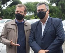 Governador entrega 40 carros para reforçar atendimento da Saúde em Curitiba