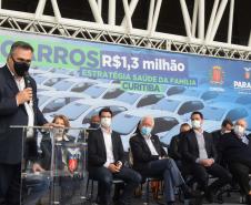 Governador entrega 40 carros para reforçar atendimento da Saúde em Curitiba