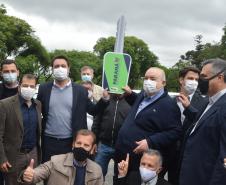 Governador entrega 40 carros para reforçar atendimento da Saúde em Curitiba