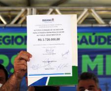 Saúde entrega 108 veículos para a Região Metropolitana