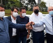 Saúde entrega 108 veículos para a Região Metropolitana