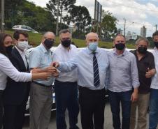 Saúde entrega 108 veículos para a Região Metropolitana